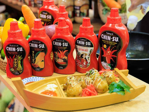 Chinsu Vietnamese Hot Sauce, Sweet Sriracha Chili Sauce, Extra Hot 8.82 Oz